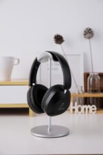 SY‑T4 Wireless Bluetooth Headset – Noise‑Cancelling Foldable Headphones with Mic, Rotatable Design, Music & Gaming Mode - Support TF Card - Image 6