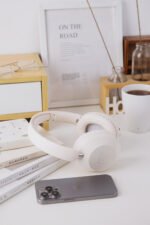 SY‑T4 Wireless Bluetooth Headset – Noise‑Cancelling Foldable Headphones with Mic, Rotatable Design, Music & Gaming Mode - Support TF Card - Image 17